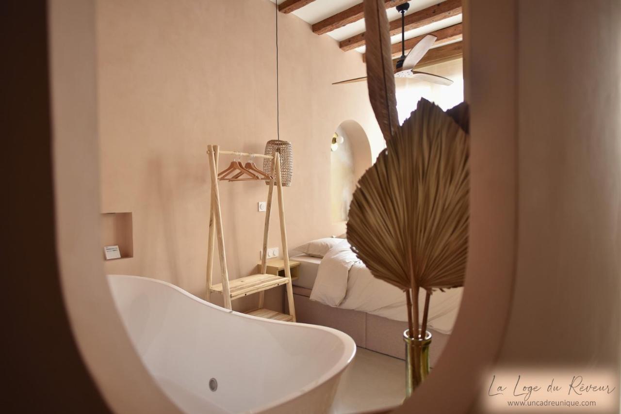 La Loge Du Reveur - Spa - Vieux-Lyon Bagian luar foto