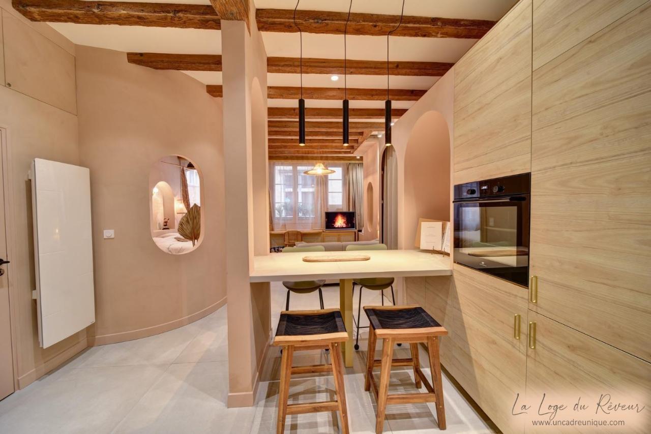 La Loge Du Reveur - Spa - Vieux-Lyon Bagian luar foto